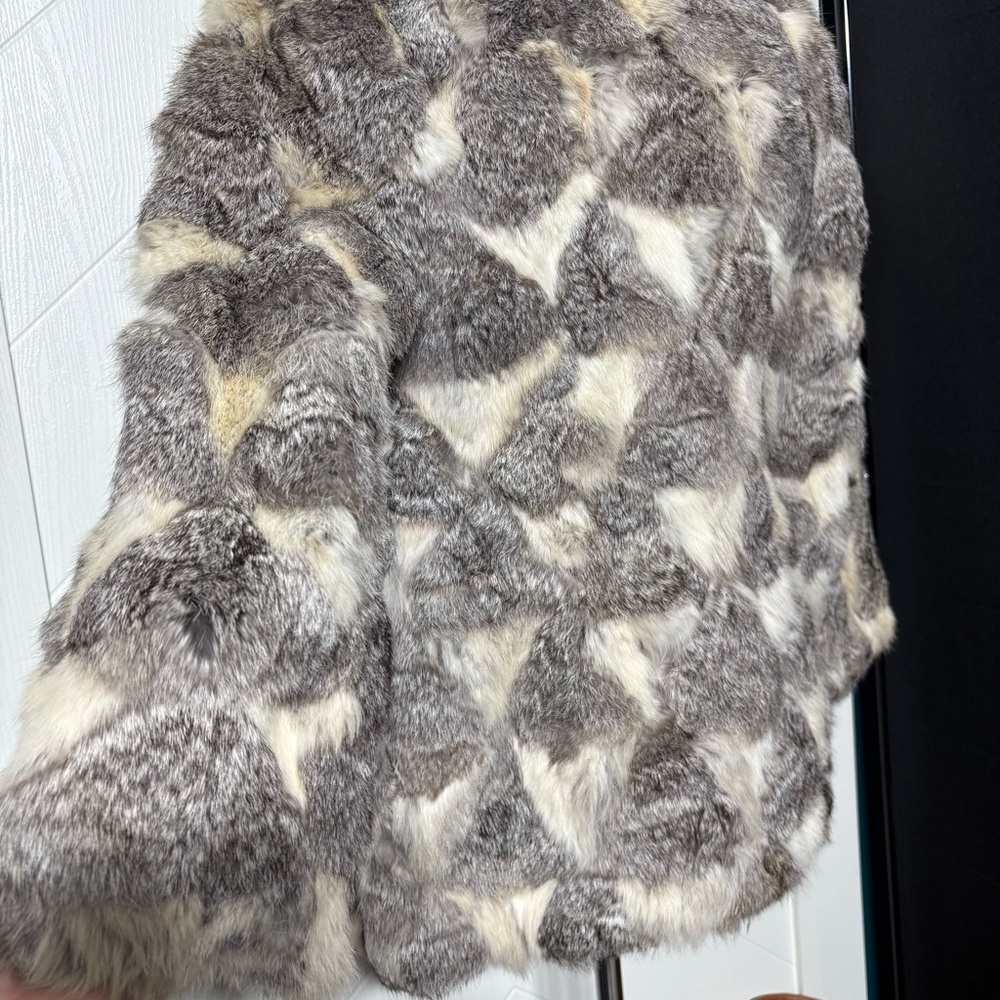 Vintage 70s Golden Swallow 70s White Rabbit Fur Coat Elegant Collar S/M - Picture 11 of 17